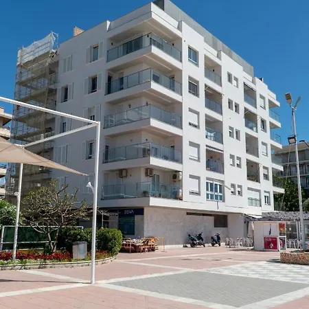 Luxury Front Line Beach Penthouse Costa Del Sol 에스테포나